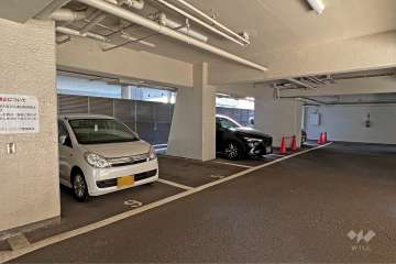 敷地内駐車場（屋内平面式）