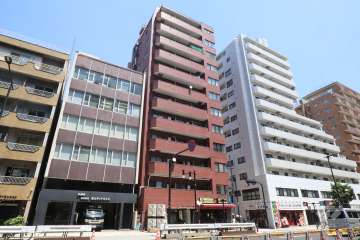 セブンスターマンション第一青葉台の外観(西側から)　