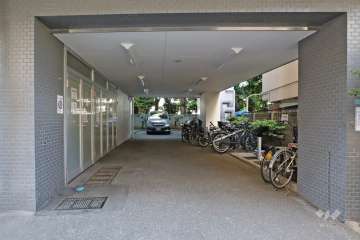 敷地内駐車場（屋外平面式）