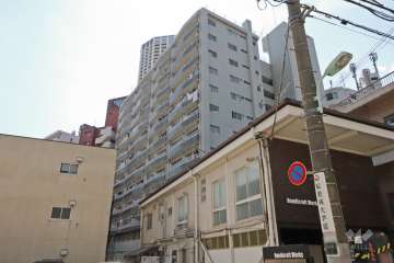 サードリハイツの外観（東側から）