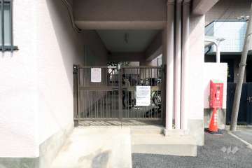 屋内に設けられた駐輪場