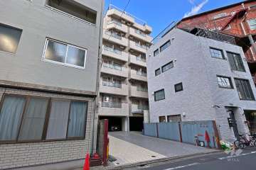 ファーストハウス中目黒の外観（西側から）