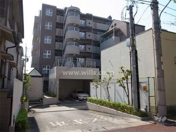 駐車場入口