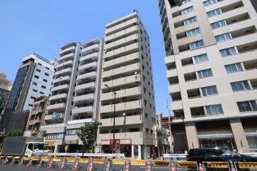 キャッスルマンション青葉台の外観(南側から)