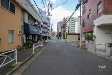 敷地北西側の前面道路　