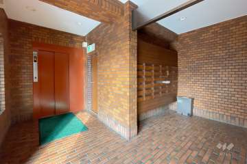 エントランスホール　