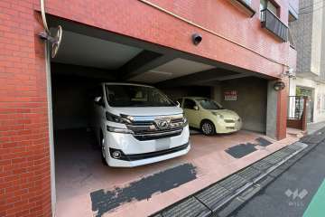 敷地内駐車場（屋内平面式）