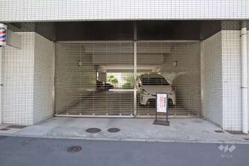 敷地内駐車場（屋内平面式）