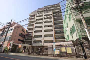 学芸大スカイスクレーパーの外観(南東側から)