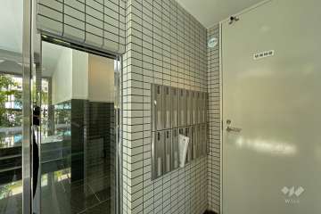 エントランス内集合ポスト