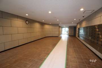 エントランスホール