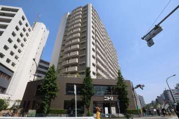 中目黒ハイツの外観(南西側から)