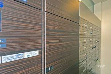 共用ポストと宅配ボックス