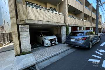 敷地内駐車場（屋内平面式）