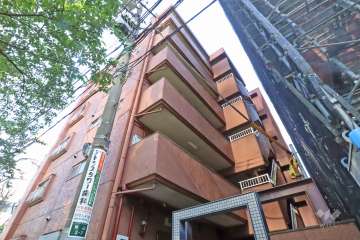 キャニオンマンション東山の外観（北西側から）