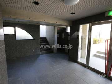 エントランスホール