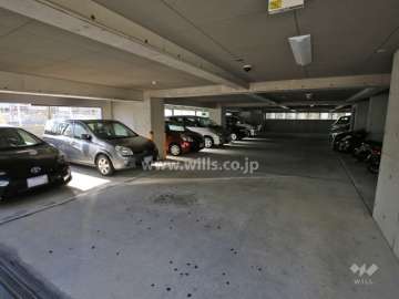 敷地内駐車場（屋内平面式）