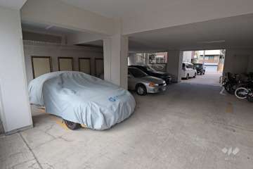 敷地内駐車場（屋外平面式）（屋内平面式）