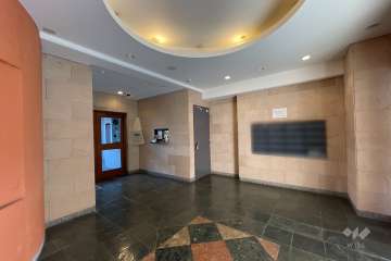 エントランスホール