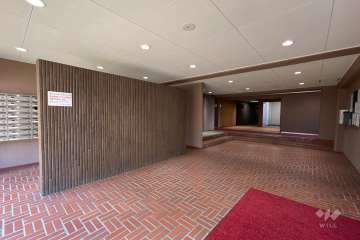 エントランス内