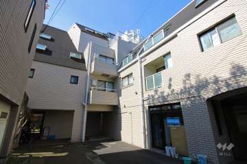 シティハイツ祐天寺の外観（北東側から）