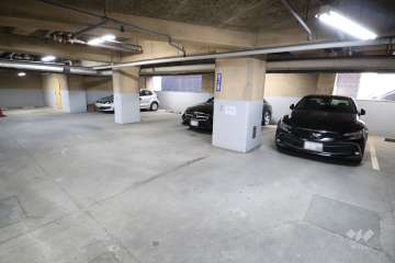 敷地内駐車場（屋内平面式）