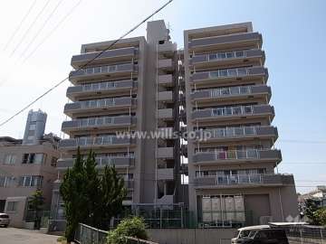 エーベル伊丹参番館の外観（東側から）