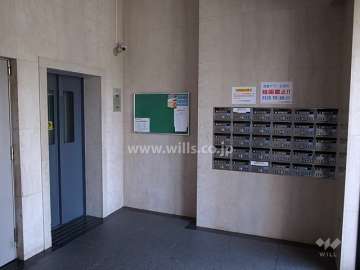 エントランスホール