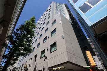 ホテルサーブの外観(南東側から)