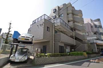 メルシー学芸大学の外観（北東側から）
