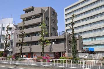 メルシー学芸大学の外観（南東側から）