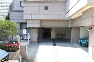 敷地内駐車場（屋内平面式）