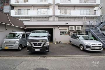 敷地内駐車場（屋外平面式）