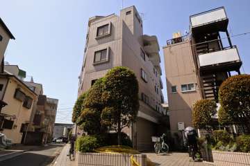 ネオアージュ祐天寺の外観(南東側から)