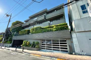 ロワヴェール平町の外観（南東側から）