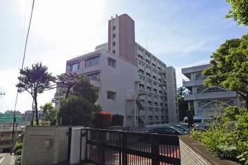 目黒台マンションＡ棟の外観(南東側から)