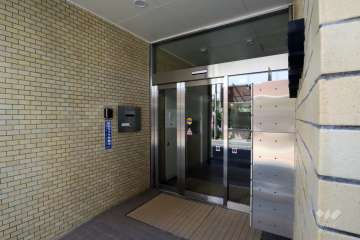 エントランスホール