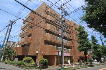 上目黒ハイムの外観（南側から）