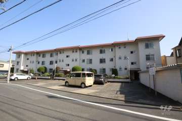 下目黒アパートメンツの外観(北西側から)