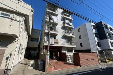 ルピナス祐天寺の外観（南西側から）