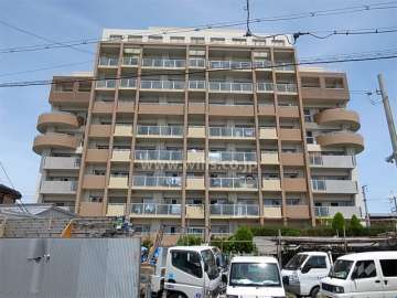 パレ北武庫之荘3の外観（南側から）