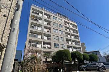 東山コーポラスの外観(南西側から)