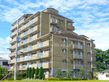 伊丹バラ公園パークホームズの外観（南東側から）