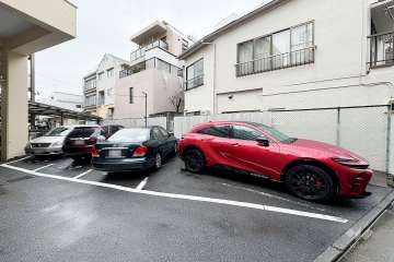 敷地内駐車場（屋外平面式）