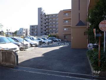 敷地内駐車場