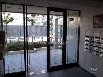 エントランスホール