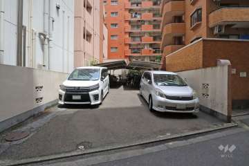 敷地内駐車場（屋外平面式）