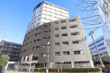 クオリア目黒大橋ウエストの外観（西側から）