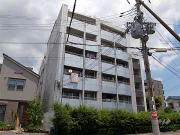 パレ新伊丹の外観（南側から）