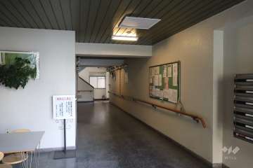 エントランスホール